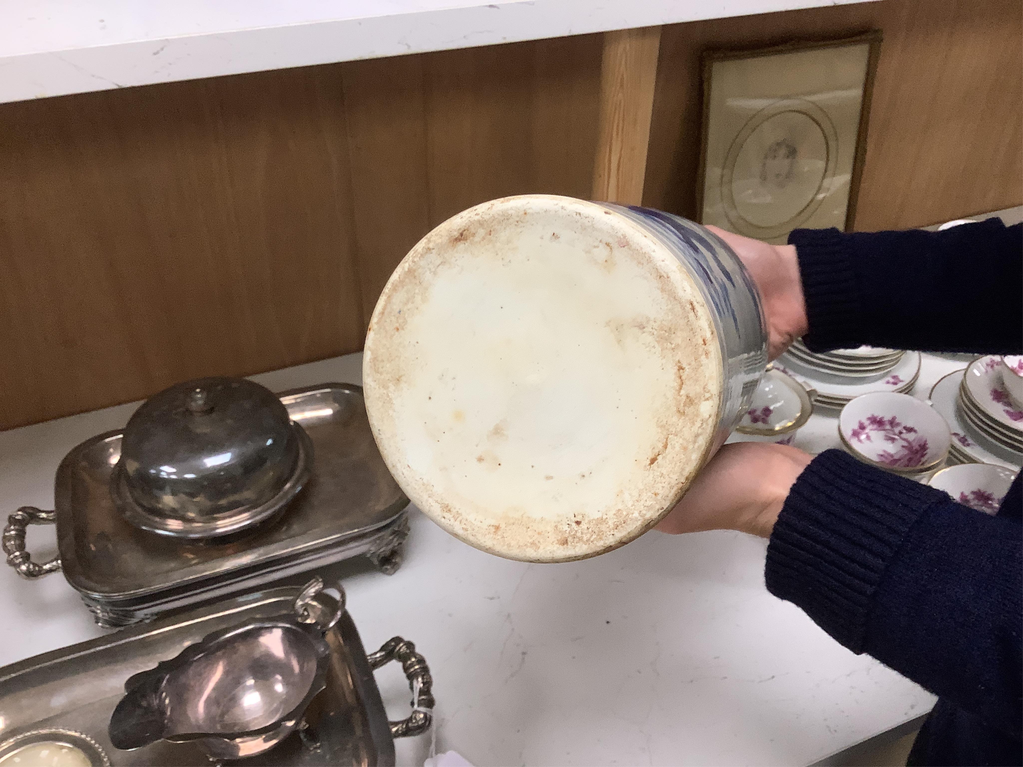 Large Chinese blue and white figural vase - 39.5cm high